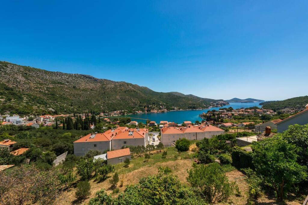 Villa Mardia- Sea View Infinity Pool Built 2023 ザトン エクステリア 写真